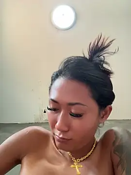 Snapshot of thai-dreamgirl chatting on May 16, 1:13 am thai-dreamgirl online show from May 16, 1:13 am