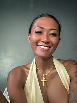 Snapshot of thai-dreamgirl chatting on May 27, 10:34 am thai-dreamgirl online show from May 27, 10:34 am
