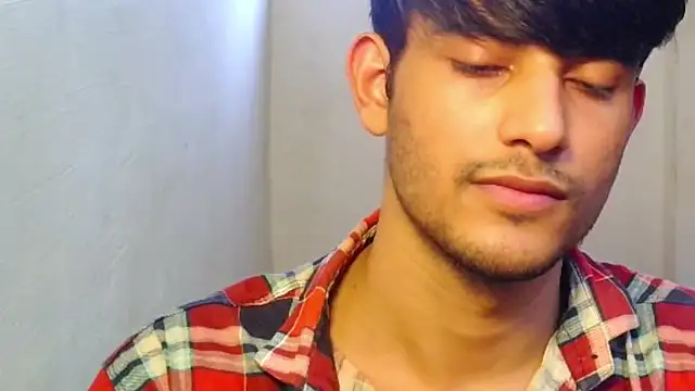 kingkartik7 online show from January 18, 10:19 am