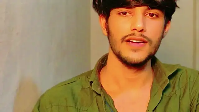 Snapshot of kingkartik7 chatting on March 21, 5:49 pm kingkartik7 online show from March 21, 5:49 pm