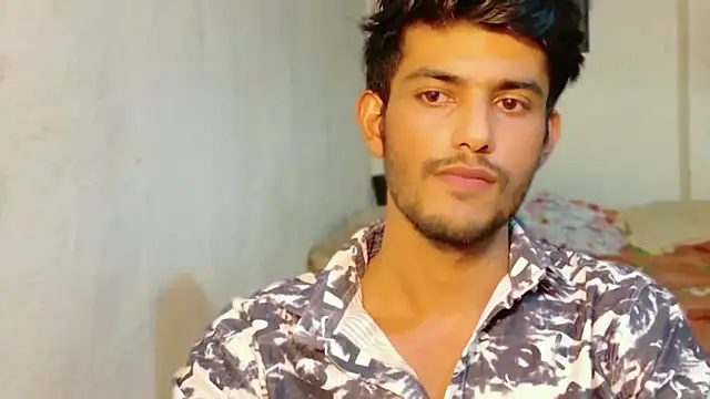 Snapshot of kingkartik7 chatting on May 29, 5:44 pm kingkartik7 online show from May 29, 5:44 pm
