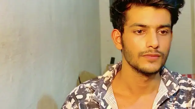 Snapshot of kingkartik7 chatting on June 13, 4:49 pm kingkartik7 online show from June 13, 4:49 pm