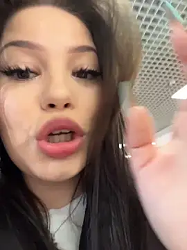 Chloe  Moon online show from March 25, 11:05 am