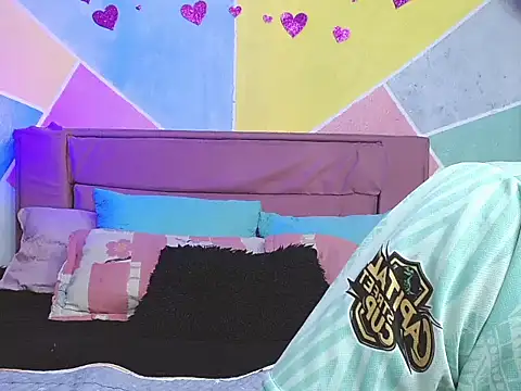 Snapshot of tylor_boy chatting on September 16, 3:29 am tylor boy online show from September 16, 3:29 am