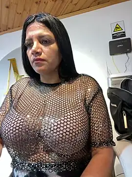 Milff parkerrr online show from February 22, 4:09 pm