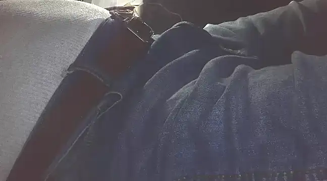 Snapshot of briefsguy4life@xh chatting on March 20, 12:53 pm briefsguy4lifexh online show from March 20, 12:53 pm