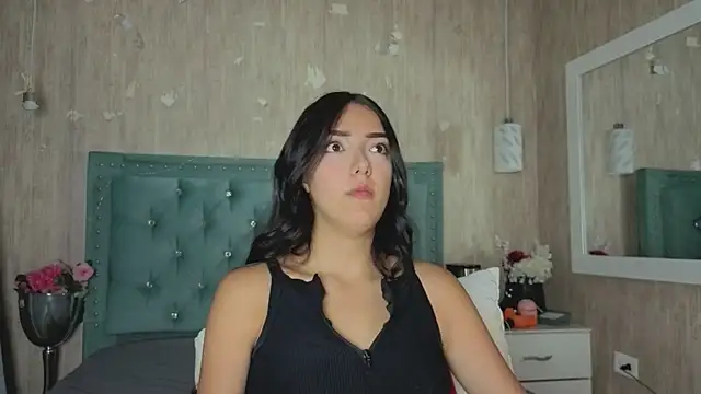 Snapshot of Marcelaa_fox chatting on July 21, 7:49 pm Marcelaa fox online show from July 21, 7:49 pm