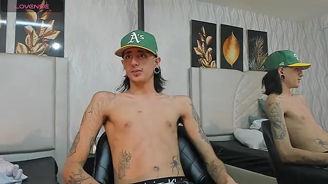 Snapshot of Matthew_Dixonn chatting on January 31, 1:22 am Matthew Dixonn online show from January 31, 1:22 am