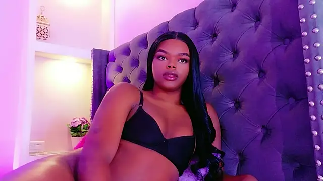 CamiEstrada online show from February 10, 7:12 am