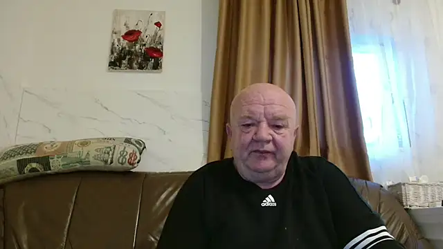 fullballs6 online show from February 25, 5:06 am