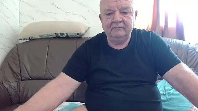 fullballs6 online show from March 5, 8:43 am