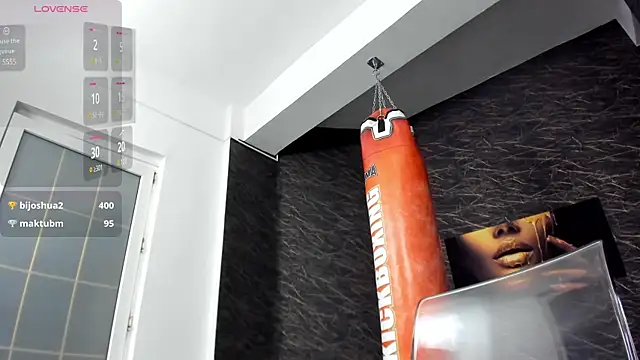 leonardsmith01 online show from March 5, 2:46 am