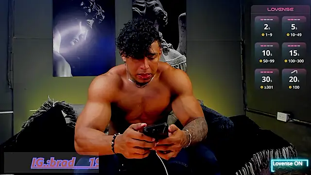 bradley smith online show from March 22, 3:48 pm