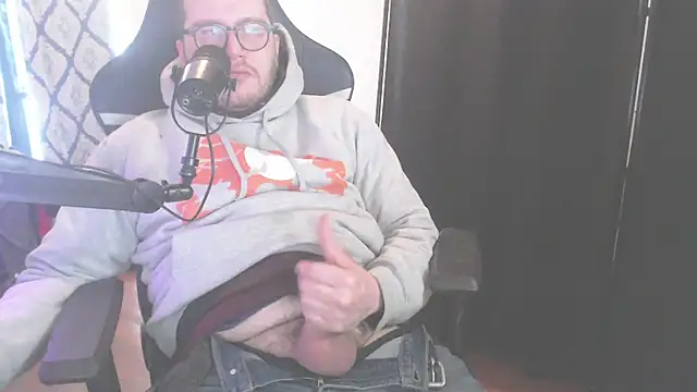 chicostick413 online show from February 2, 2:38 pm