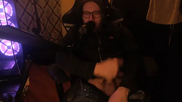 chicostick413 online show from February 13, 1:56 am