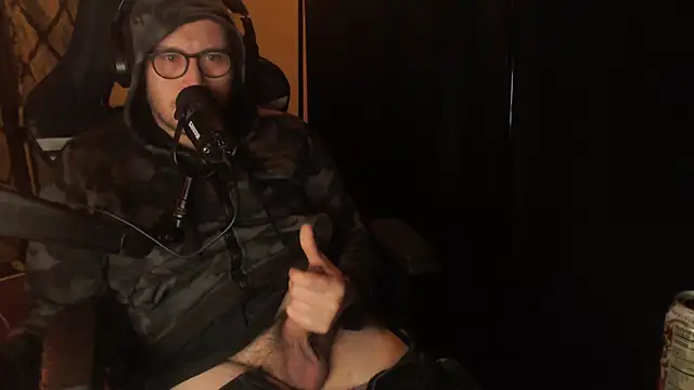 chicostick413 online show from March 16, 1:33 am