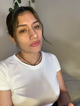 Snapshot of Bckystonee chatting on May 1, 6:56 pm Bckystonee online show from May 1, 6:56 pm