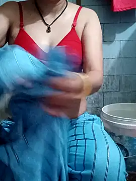 Snapshot of SAXYTannuja chatting on March 19, 4:03 am SAXYTannuja online show from March 19, 4:03 am