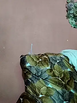 Snapshot of Indian_Carolina chatting on February 27, 8:17 am Indian Carolina online show from February 27, 8:17 am