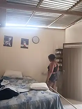 Snapshot of NicolVilla chatting on June 27, 4:23 pm NicolVilla online show from June 27, 4:23 pm