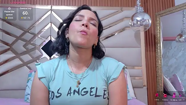 Sluttyandmature online show from April 14, 12:55 pm