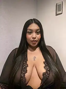 Snapshot of Kendall-Moll chatting on March 14, 2:20 am Kendall-Moll online show from March 14, 2:20 am