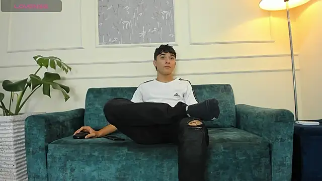 Snapshot of Austin_Cardieff chatting on January 7, 2:53 am Austin Cardieff online show from January 7, 2:53 am