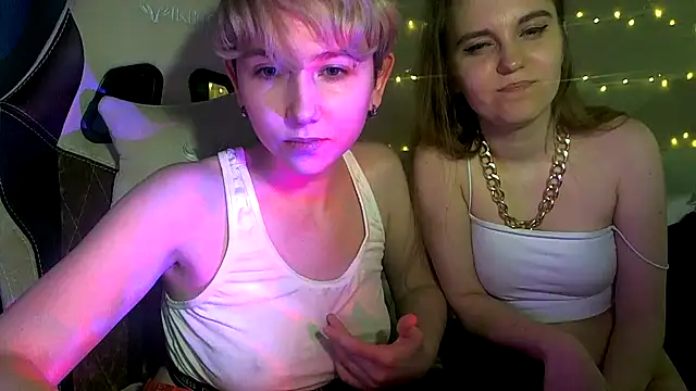 velvetvalkyries online show from March 15, 11:39 pm