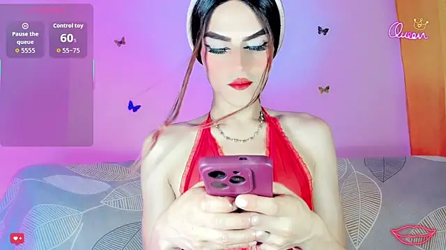 Snapshot of TatiGil chatting on February 19, 9:44 pm TatiGil online show from February 19, 9:44 pm