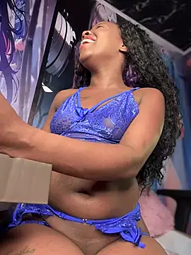 Snapshot of Thyana_LS chatting on February 14, 4:20 pm Thyana LS online show from February 14, 4:20 pm