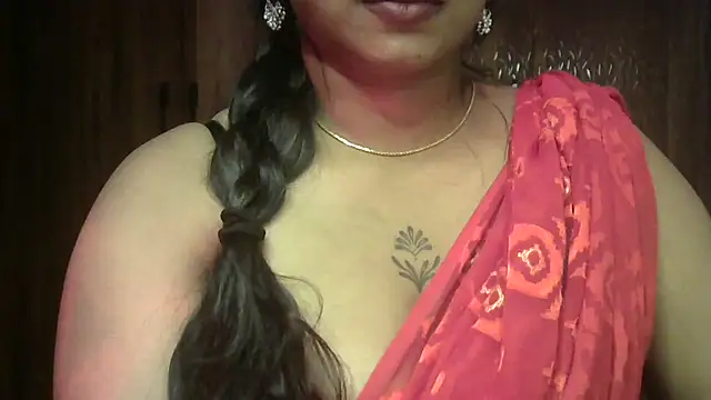 Snapshot of telugu99ramya chatting on July 5, 2:51 am telugu99ramya online show from July 5, 2:51 am