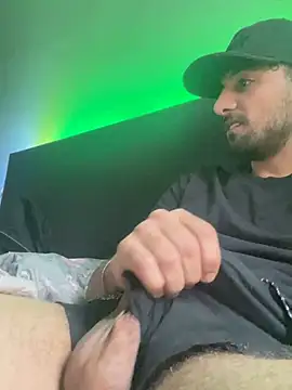 Snapshot of hard_macoor12 chatting on February 7, 3:30 pm hard macoor12 online show from February 7, 3:30 pm