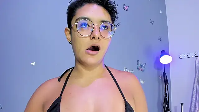 Kaira mosse online show from October 23, 12:59 pm