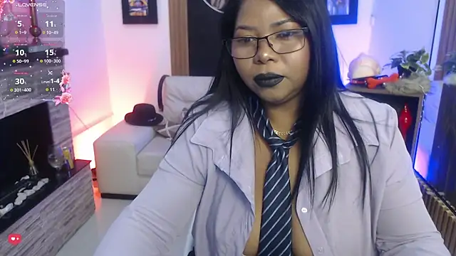 Keilathompson online show from April 17, 10:40 am