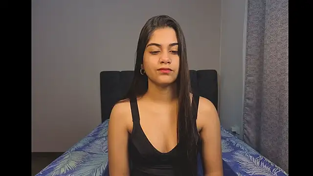 MiaOrtizCam online show from February 22, 5:22 pm