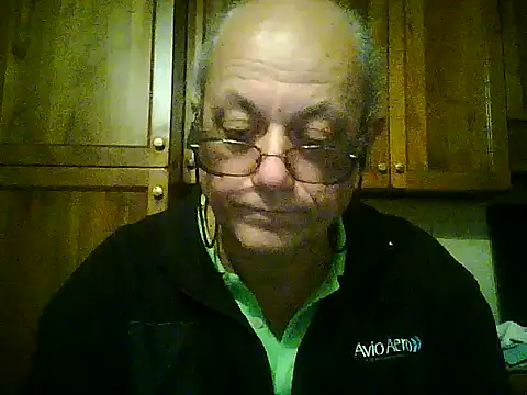 Snapshot of gianbragallini chatting on November 4, 11:59 pm gianbragallini online show from November 4, 11:59 pm
