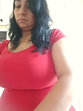 Snapshot of paulinaDiaz1 chatting on June 6, 9:14 am paulinaDiaz1 online show from June 6, 9:14 am