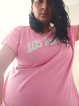 Snapshot of paulinaDiaz1 chatting on June 12, 12:59 pm paulinaDiaz1 online show from June 12, 12:59 pm