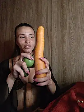 HelenHoltz online show from February 21, 2:01 am