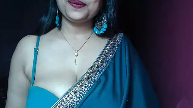 Snapshot of _Kamakshi chatting on January 6, 9:32 pm Kamakshi online show from January 6, 9:32 pm
