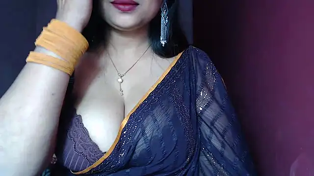 Snapshot of _Kamakshi chatting on February 3, 5:56 pm Kamakshi online show from February 3, 5:56 pm
