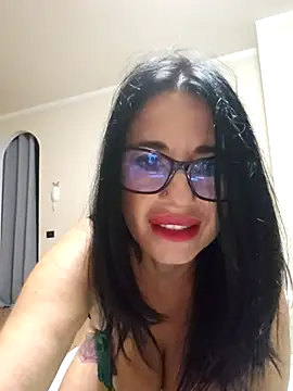 Snapshot of MichelleCara chatting on September 24, 5:22 am MichelleCara online show from September 24, 5:22 am