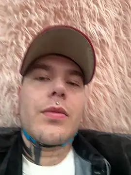 Im Bryan online show from March 6, 9:44 pm