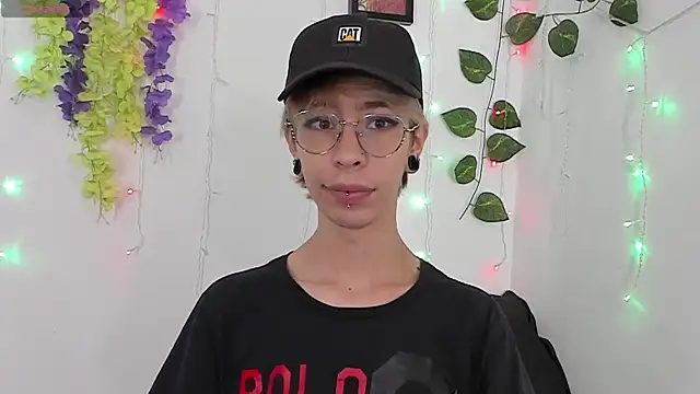  Jakke online show from January 4, 2:14 am