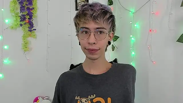  Jakke online show from January 11, 9:57 pm