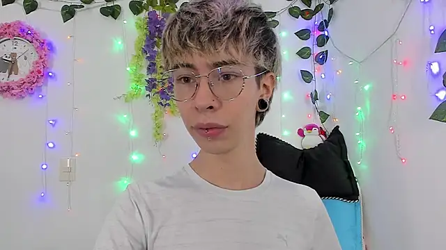  Jakke online show from January 26, 2:35 am