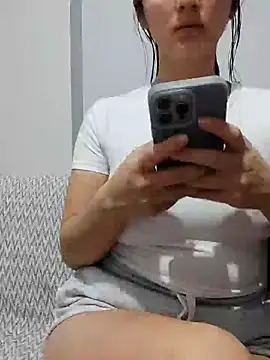 Snapshot of melosunuzz chatting on May 13, 8:38 pm melosunuzz online show from May 13, 8:38 pm