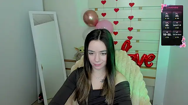 Snapshot of Bella_XO chatting on February 13, 1:05 pm Bella XO online show from February 13, 1:05 pm