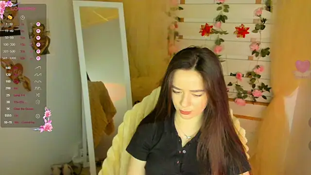 Snapshot of Bella_XO chatting on April 20, 6:49 am Bella XO online show from April 20, 6:49 am