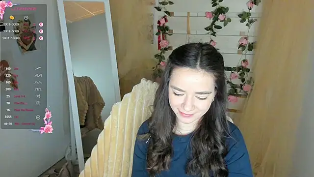 Snapshot of Bella_XO chatting on April 23, 6:47 am Bella XO online show from April 23, 6:47 am